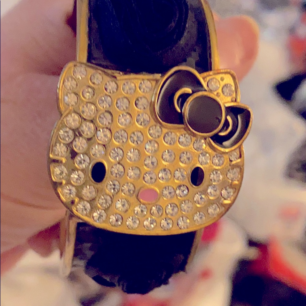 HELLO KITTY WATCH